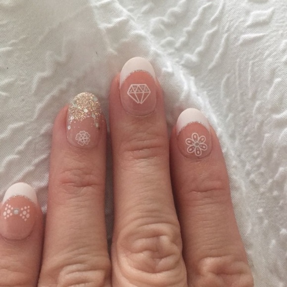 4 FOR $10 Kiss Nails Accent Stickers Nail Art - Picture 6 of 7